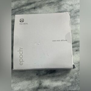Epoch Nu Skin Mini Mist Diffuser And Essential oil Glass Bottles Kit /new in box